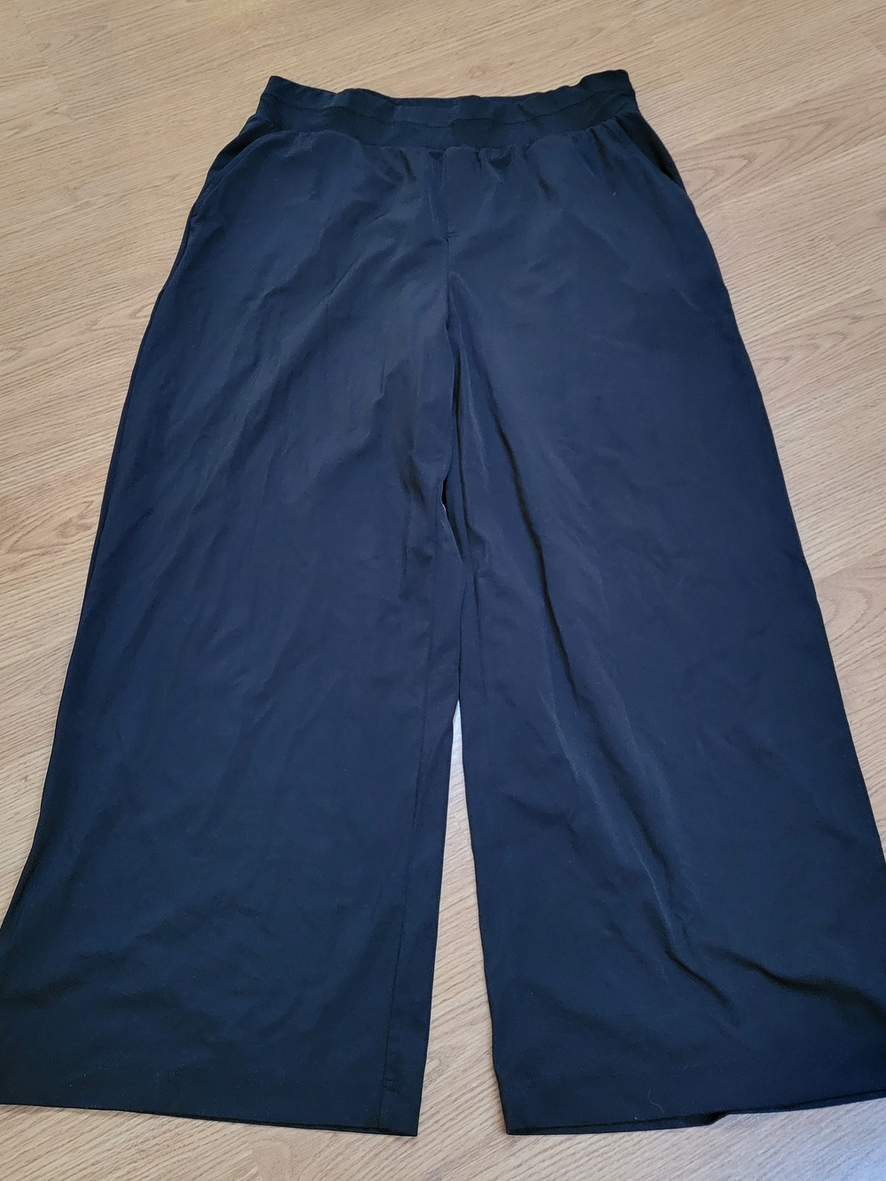 Lou & Grey Black Wide-Leg Pants